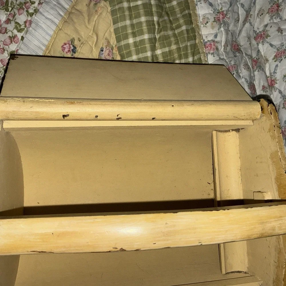 Vintage Sewing Box Painted From The 40's-50's